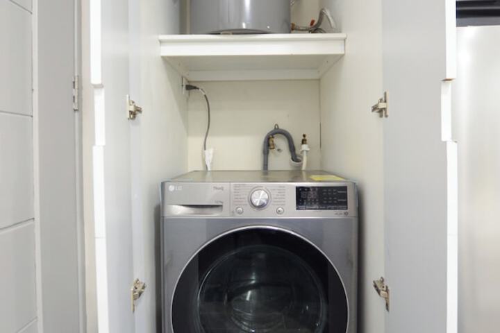 Laundry 85 of 122