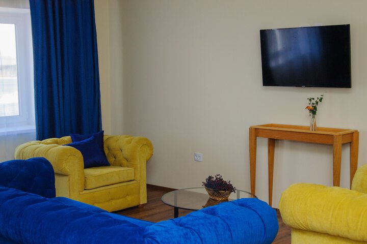 Room 4 of 26
