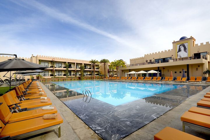 Pools & Facilities