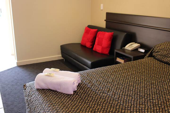 Room 15 of 49