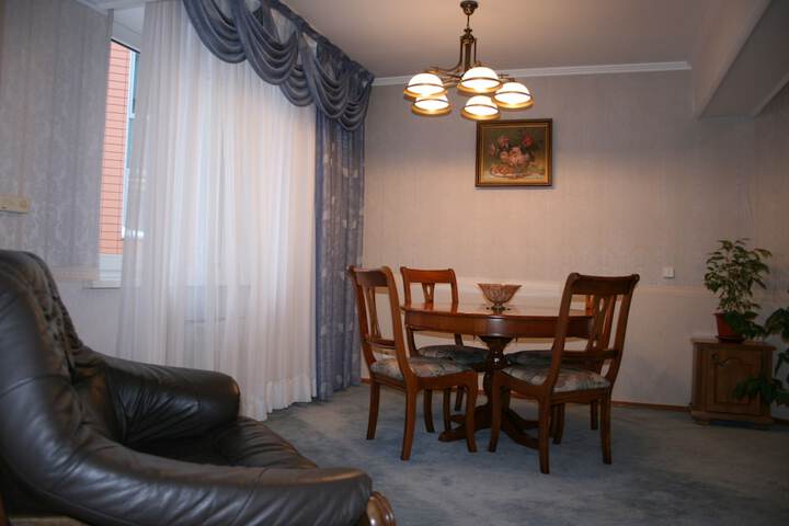 Room 17 of 26