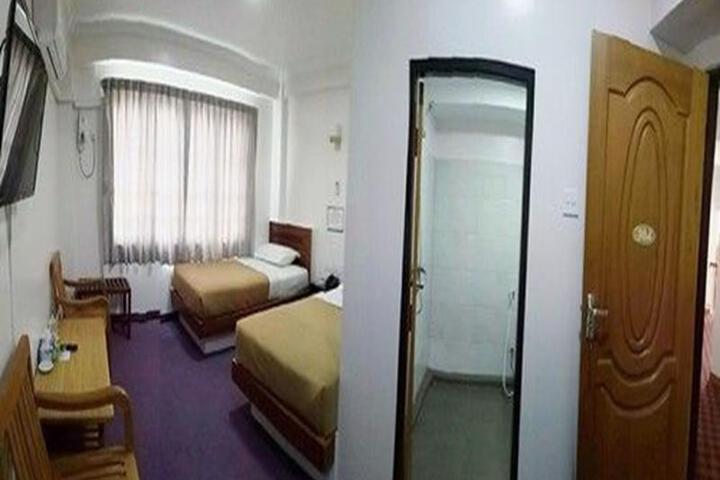 VENUS STAR HOTEL