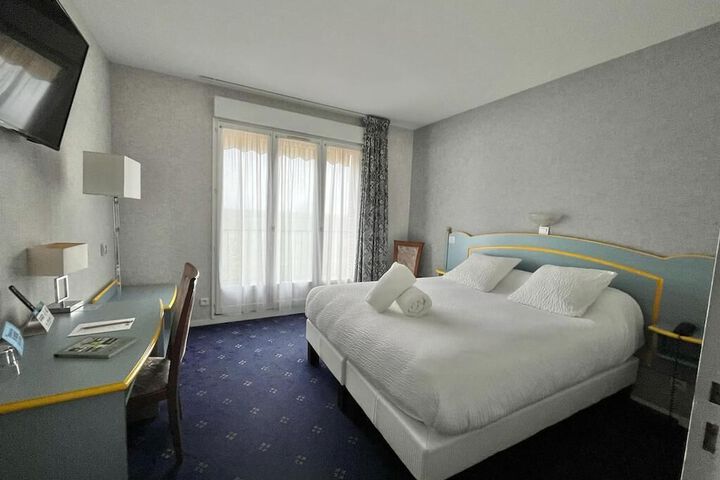 Room 16 of 55