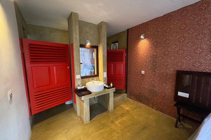 Room 21 of 44