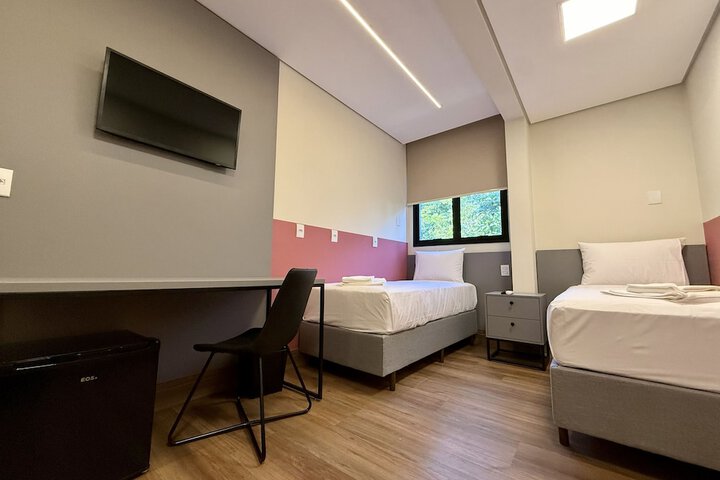 Room 12 of 26