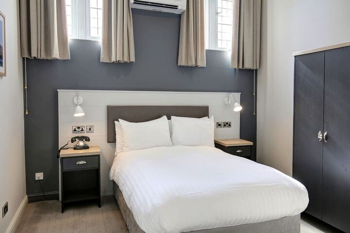 Room 10 of 59