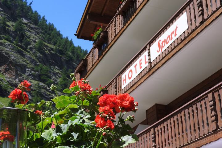 Hotel 68 of 94