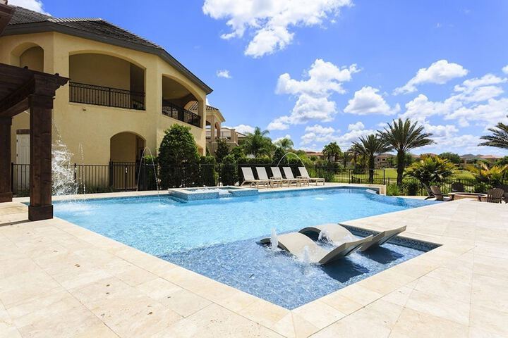Pool 56 of 96