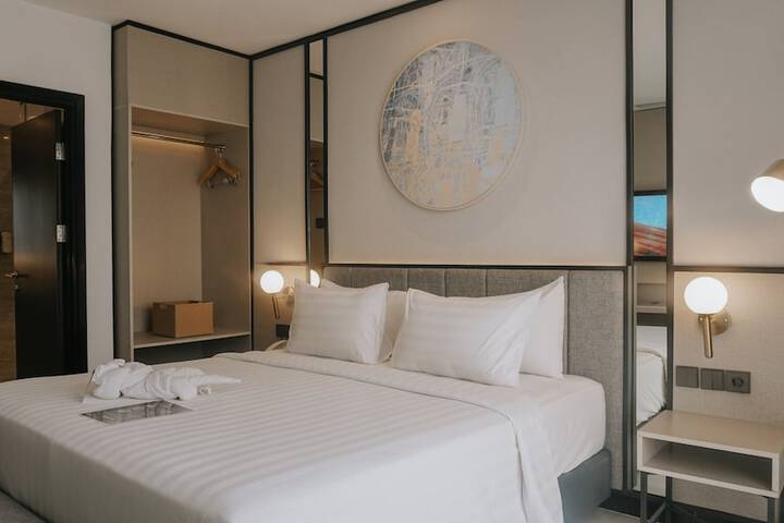 Room 7 of 50
