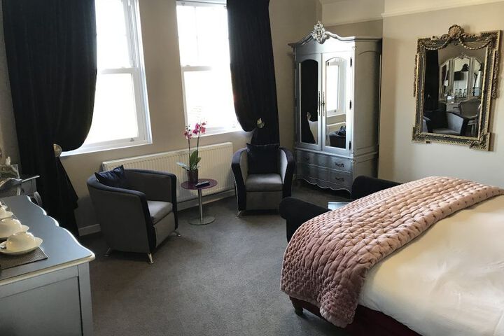 Room 17 of 84
