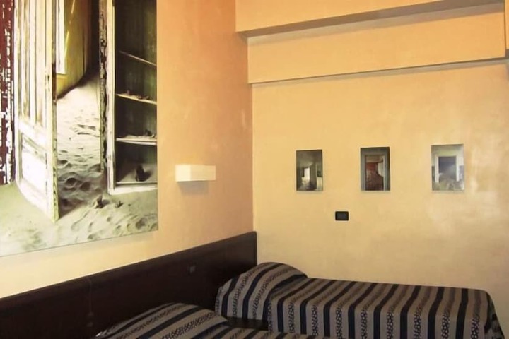 Room 18 of 54