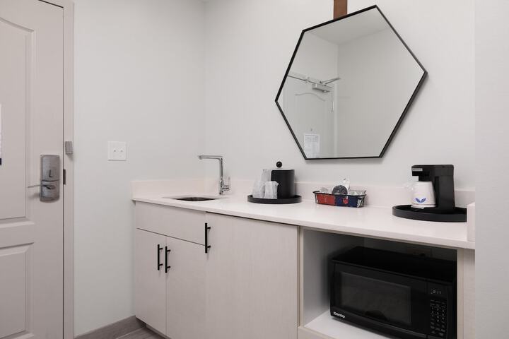 Minibar