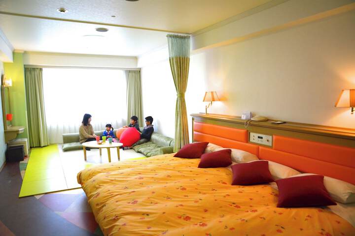 Room 17 of 55