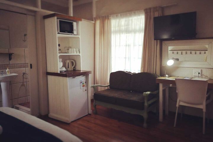 Room 4 of 24