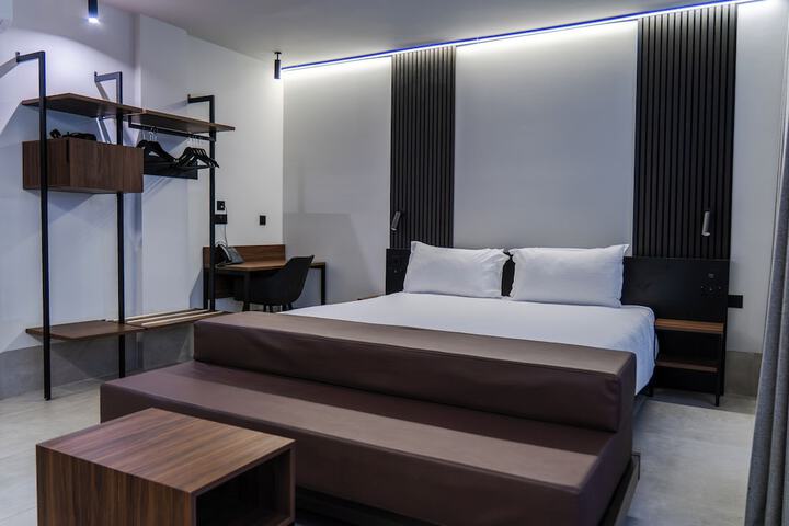 Room 19 of 150
