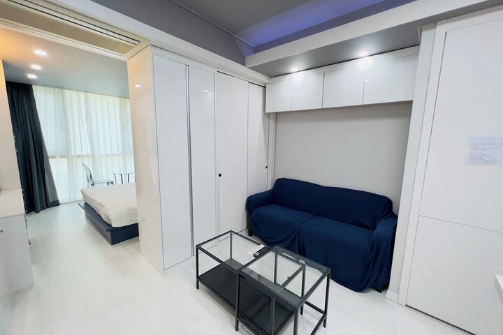 Room 45 of 86