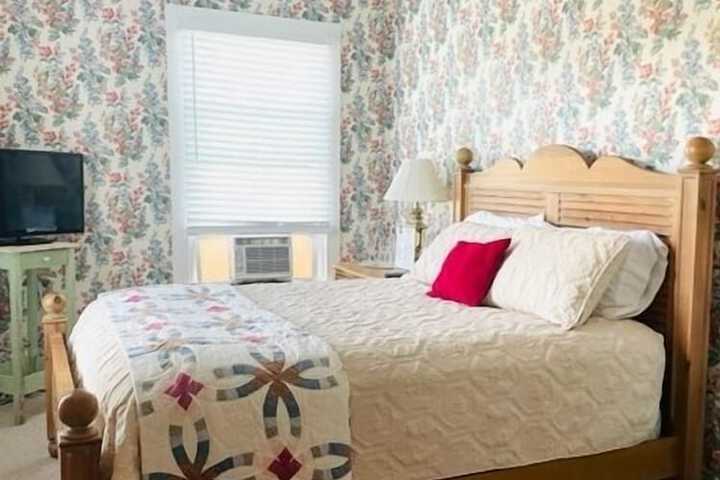 Room 8 of 54