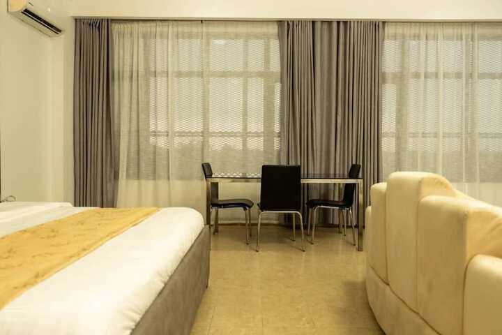 Room 3 of 15