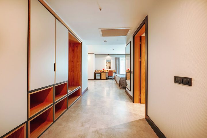 Room 58 of 227