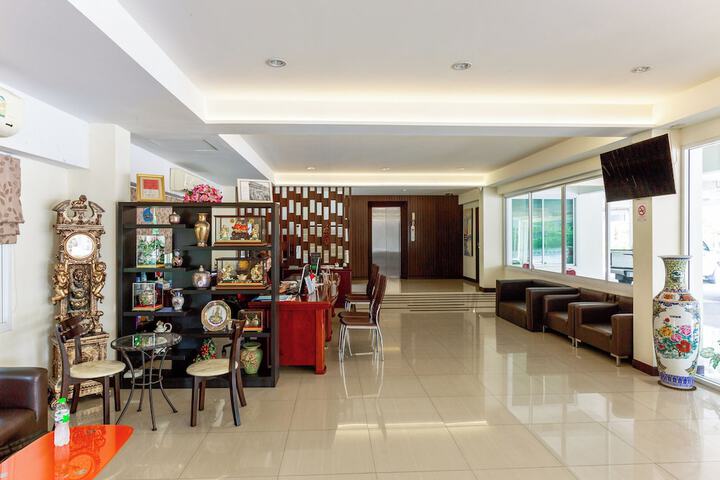 Hotel Interior 4 of 25