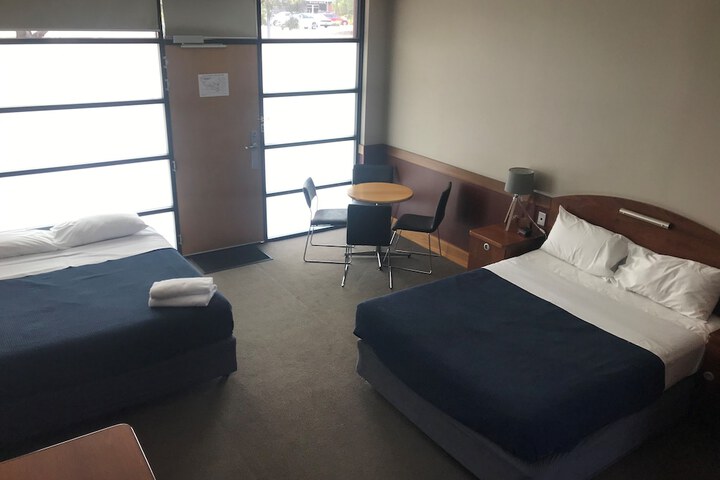 Room 8 of 47