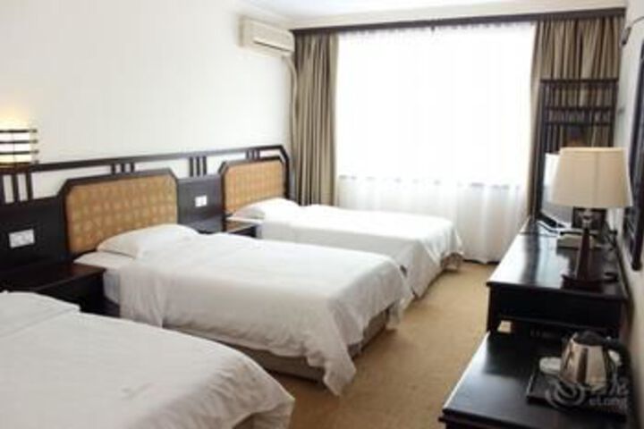 Room 40 of 84