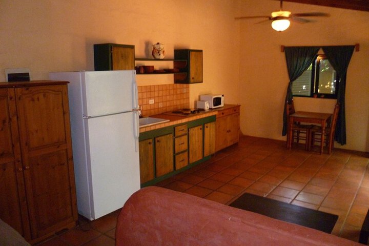 Room 3 of 37