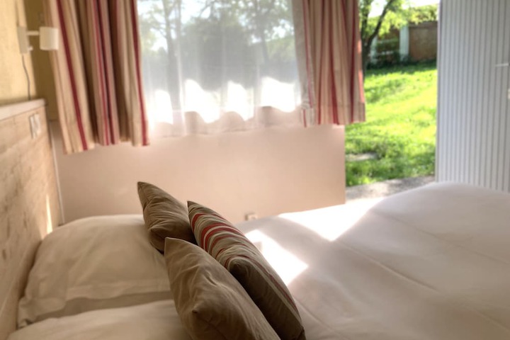 Room 32 of 141