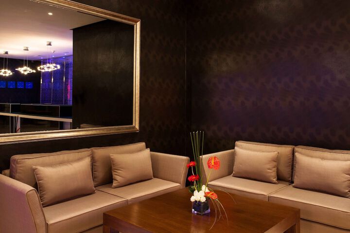 Hotel Interior 4 of 48