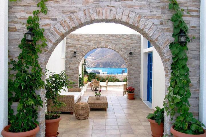 Karkisia Hotel