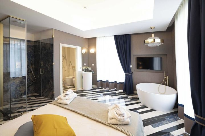 Room 40 of 101