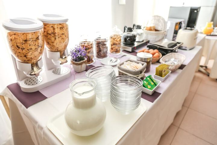 Breakfast buffet