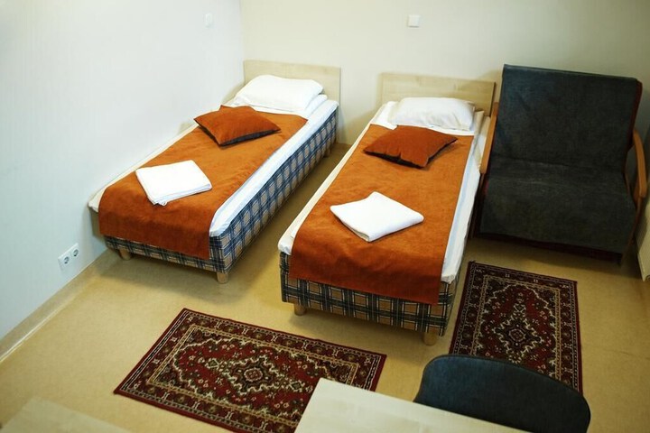 Room 17 of 43