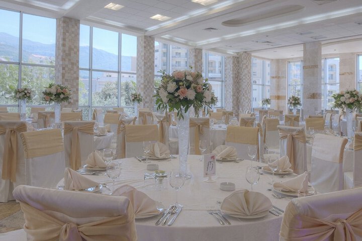 Indoor wedding