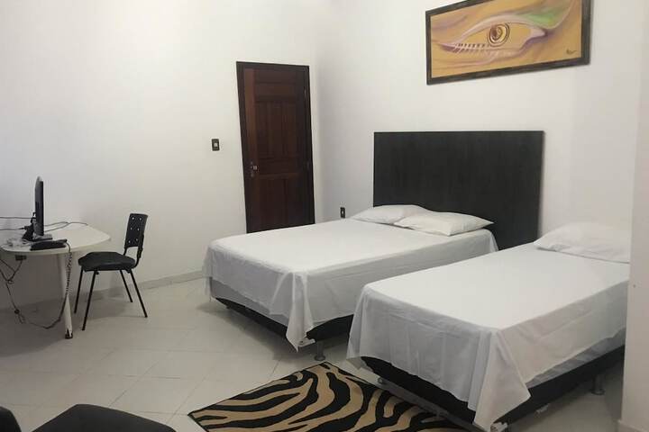 Room 4 of 7