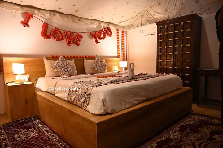 Room 5 of 104