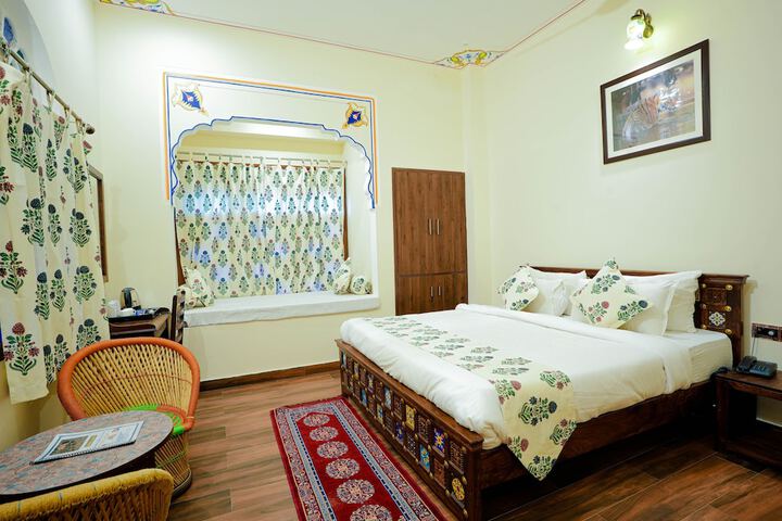 Room 40 of 105