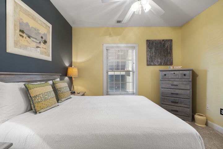 Room 10 of 16