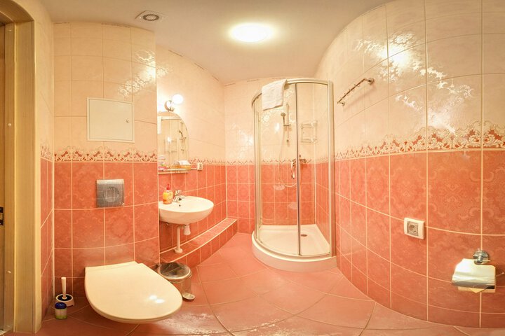 Room 20 of 58