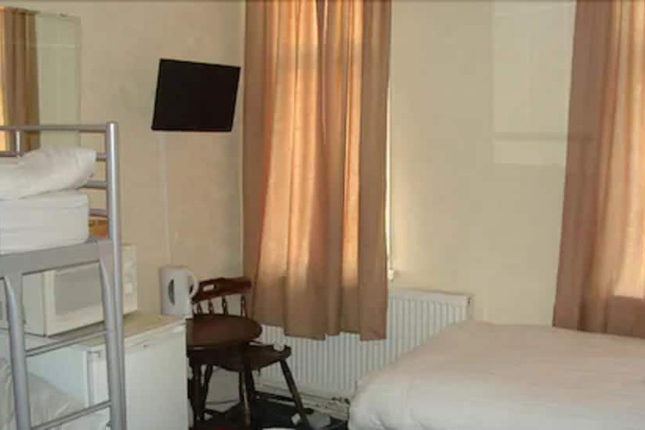 Room 7 of 29