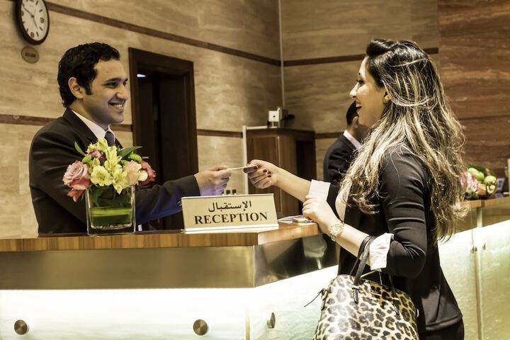 Check-in/check-out kiosk