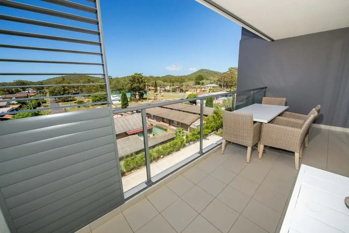 Terrace/Patio 7 of 12