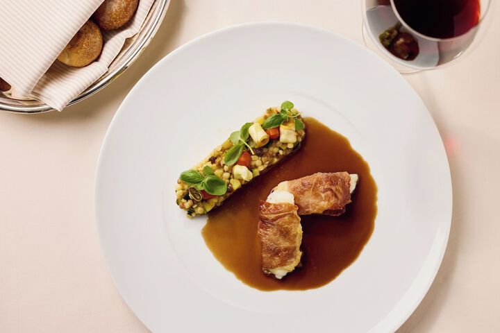 Dining 42 of 66