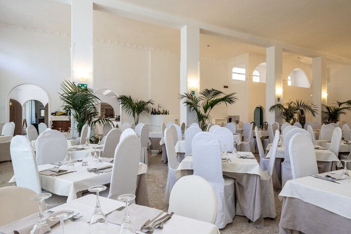 Dining Photos