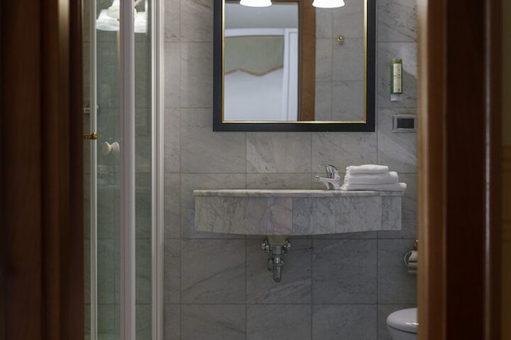Bathroom Interior Photo