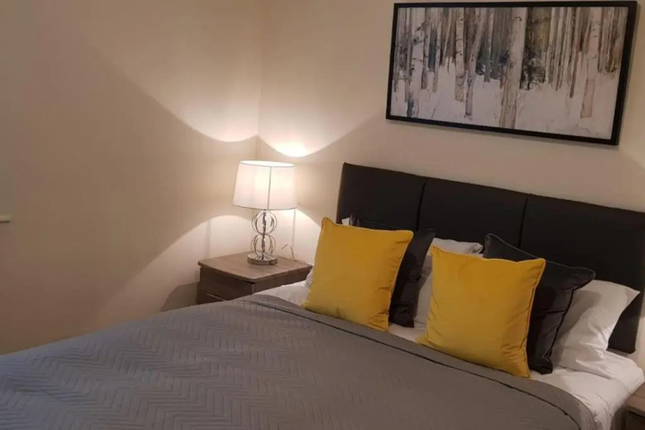 Room 2 of 11