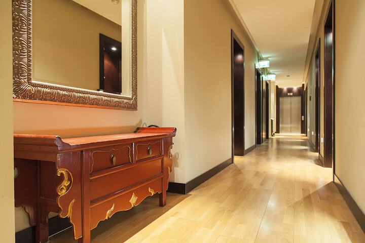 Ballroom/Hall 44 of 53