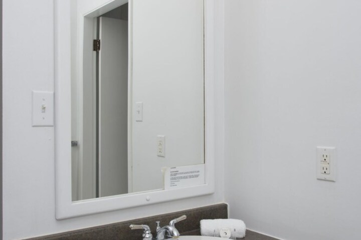 Room 21 of 29