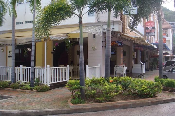 Hotel 71 of 71
