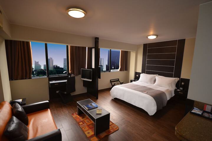 Room 18 of 46
